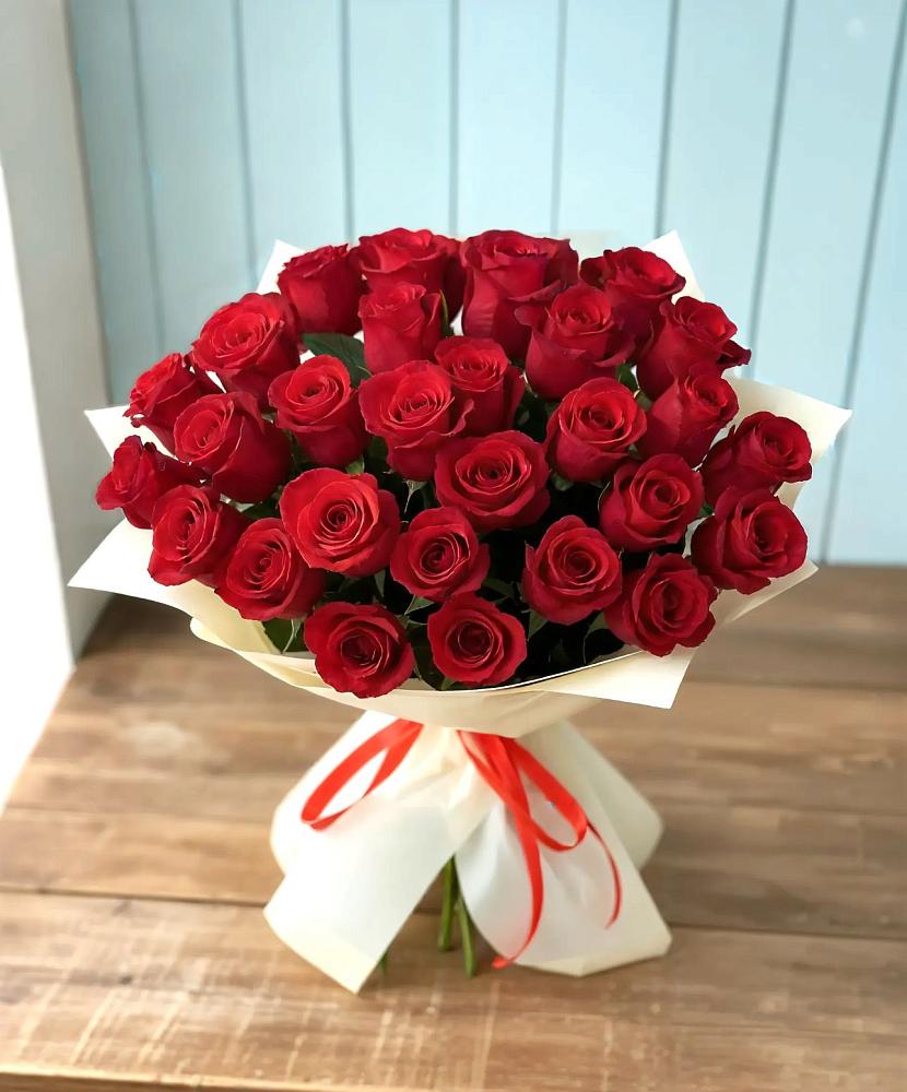 Букет 29 Красных роз в Брикет