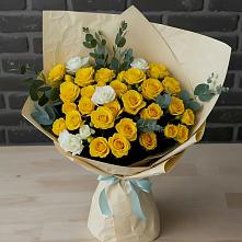 Букет цветов из:  Розы в Брикет