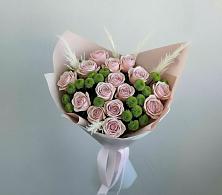 Букет цветов из:  Розы и Хризантемы в Брикет