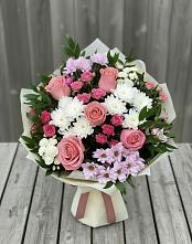 Букет цветов из:  Альстромерии, Гвоздики, Розы и Хризантемы #REPLACE_PRED# Брикет