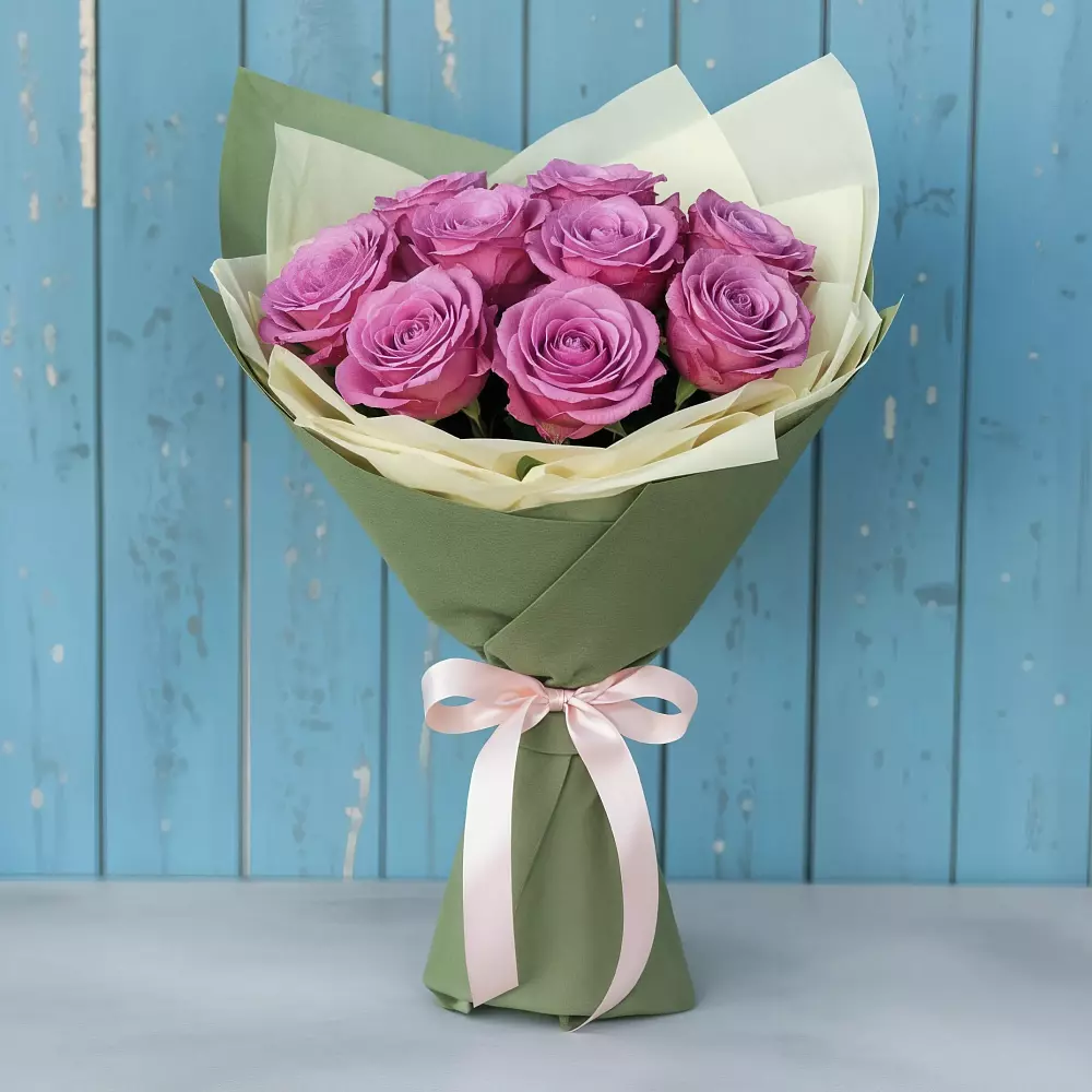 Букет Розы Фёрст Леди в Брикет