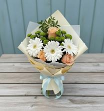 Букет цветов из:  Герберы, Розы и Хризантемы в Брикет