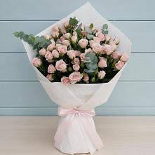 Букет цветов из:  Розы в Брикет